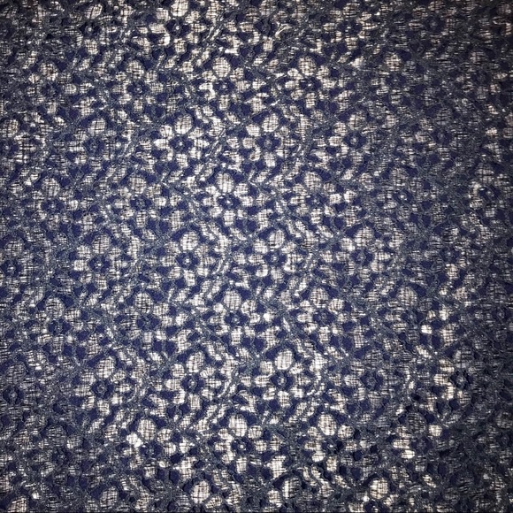 Banana Republic Lace Blue Tank Top - Picture 3 of 5